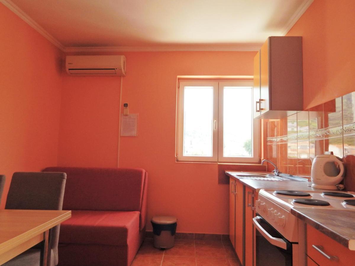 Apartmani Sindik Тиват Екстер'єр фото