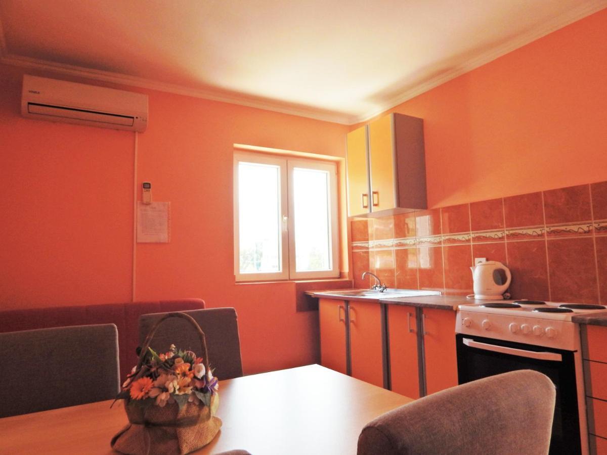 Apartmani Sindik Тиват Екстер'єр фото